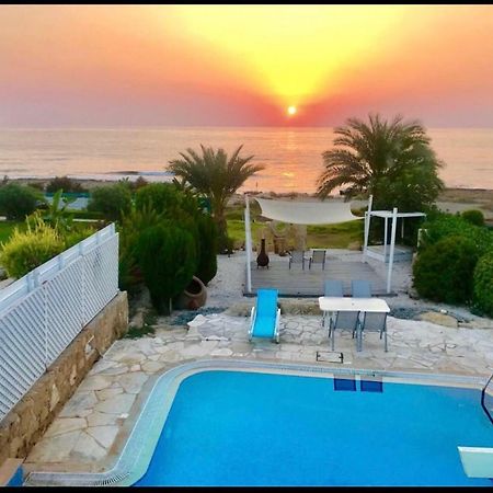 34 Beach Villa Paphos Ngoại thất bức ảnh