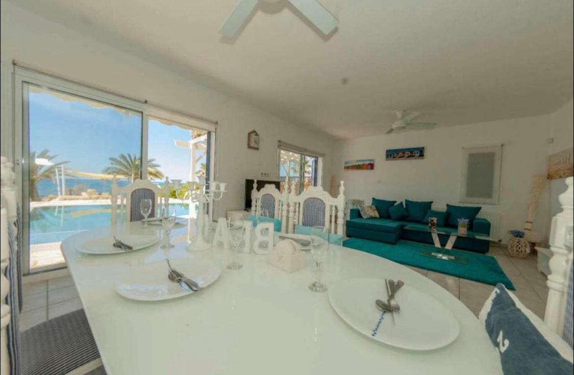 34 Beach Villa Paphos Ngoại thất bức ảnh